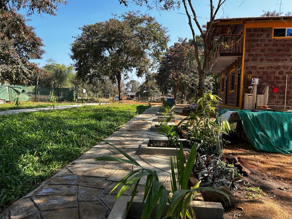Garden ! Dandeli Ramnagar ! Eco Friendly * Londa