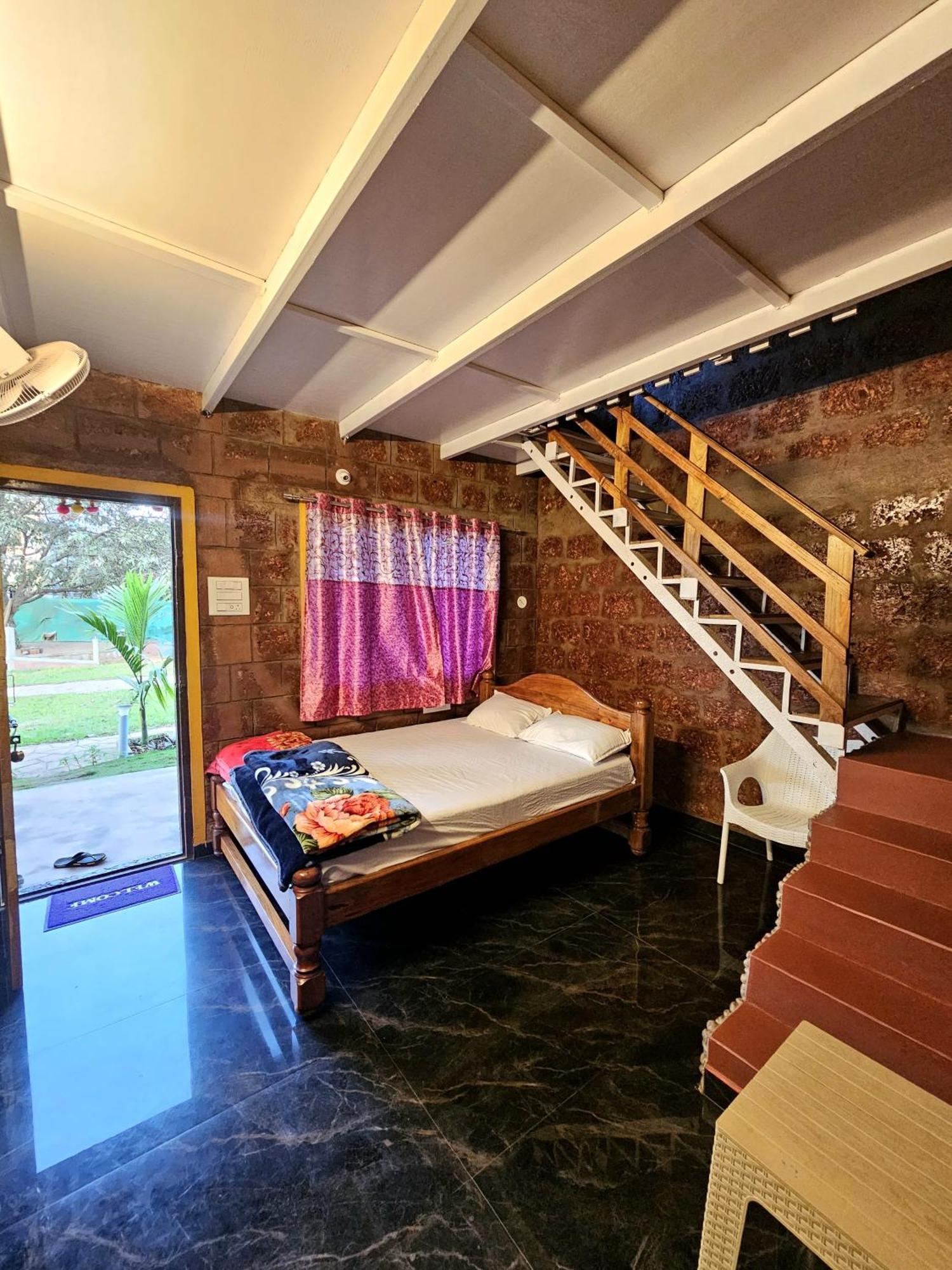 Homestay Garden ! Dandeli Ramnagar ! Eco Friendly